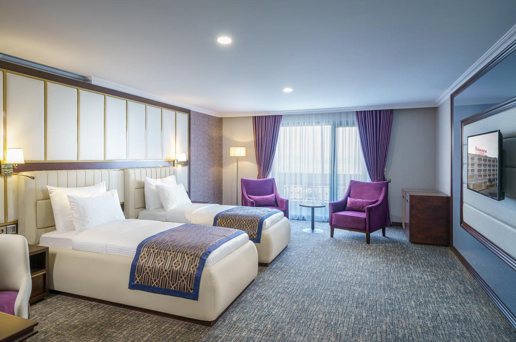 Ramada Plaza By Wyndham Silivri Hotel Eksteriør billede