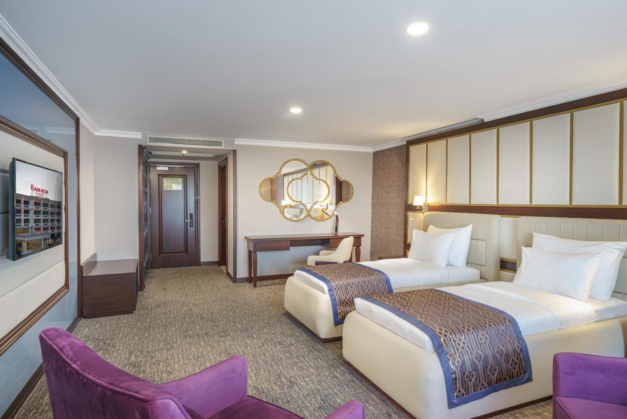Ramada Plaza By Wyndham Silivri Hotel Eksteriør billede