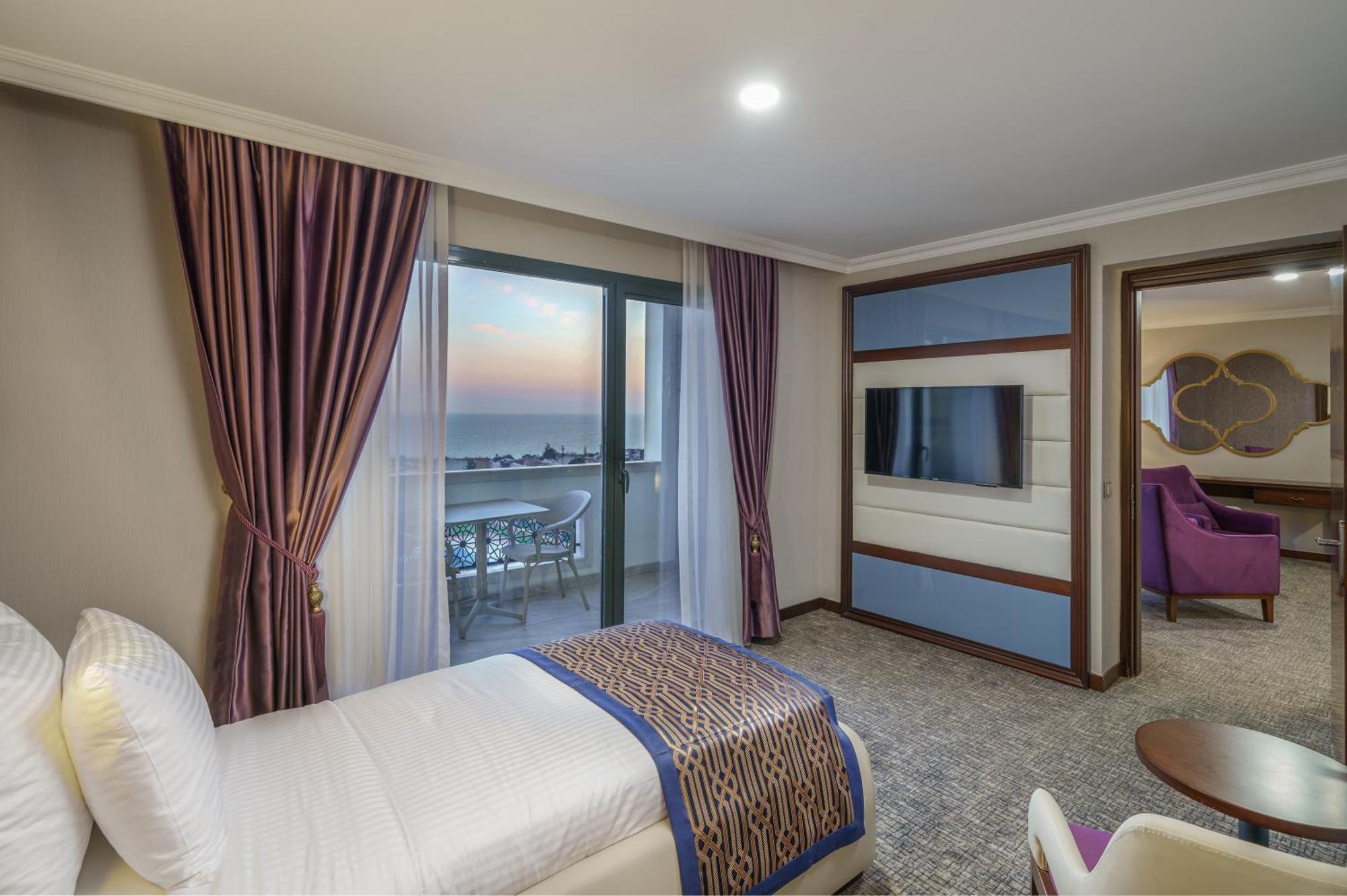 Ramada Plaza By Wyndham Silivri Hotel Eksteriør billede