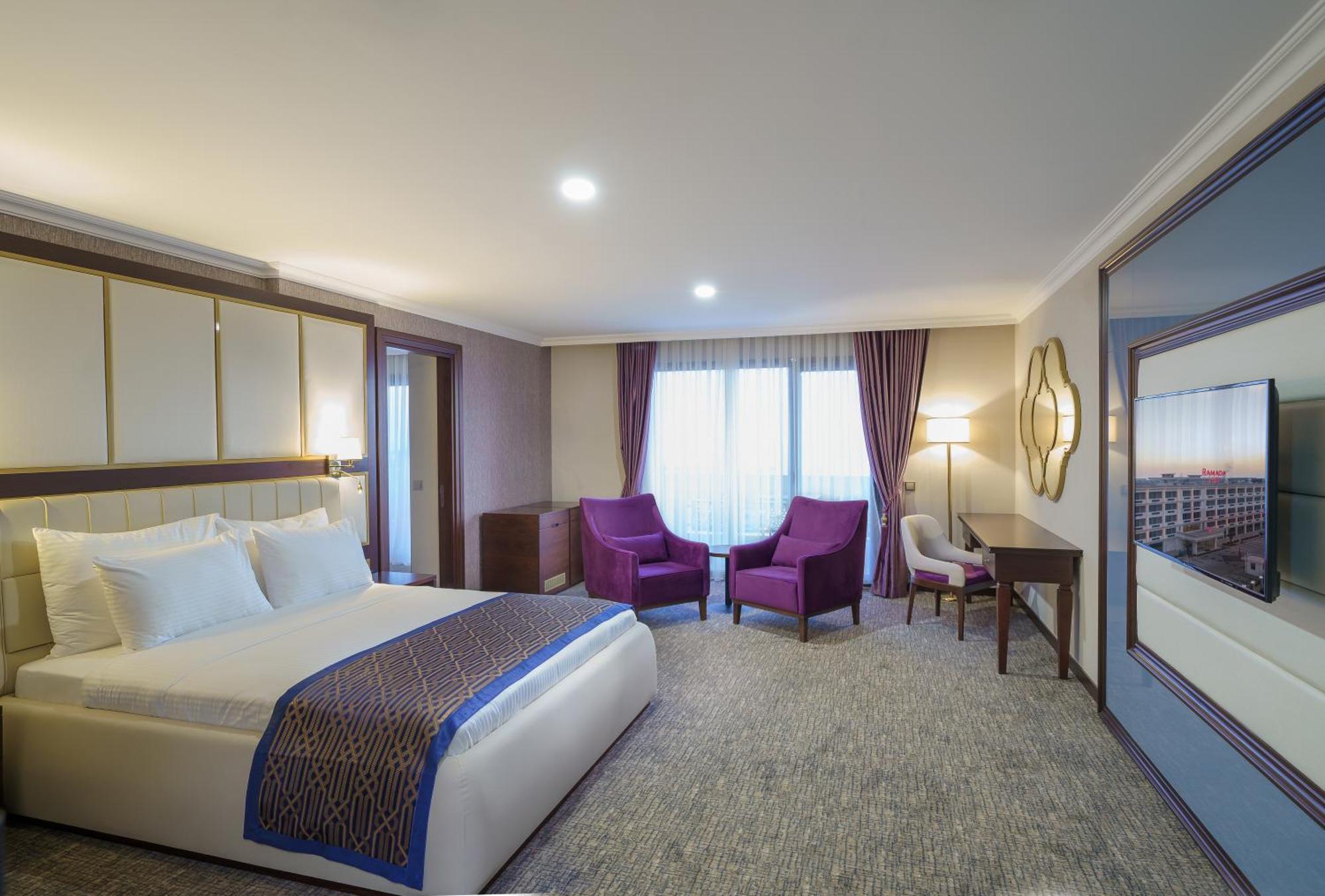Ramada Plaza By Wyndham Silivri Hotel Eksteriør billede