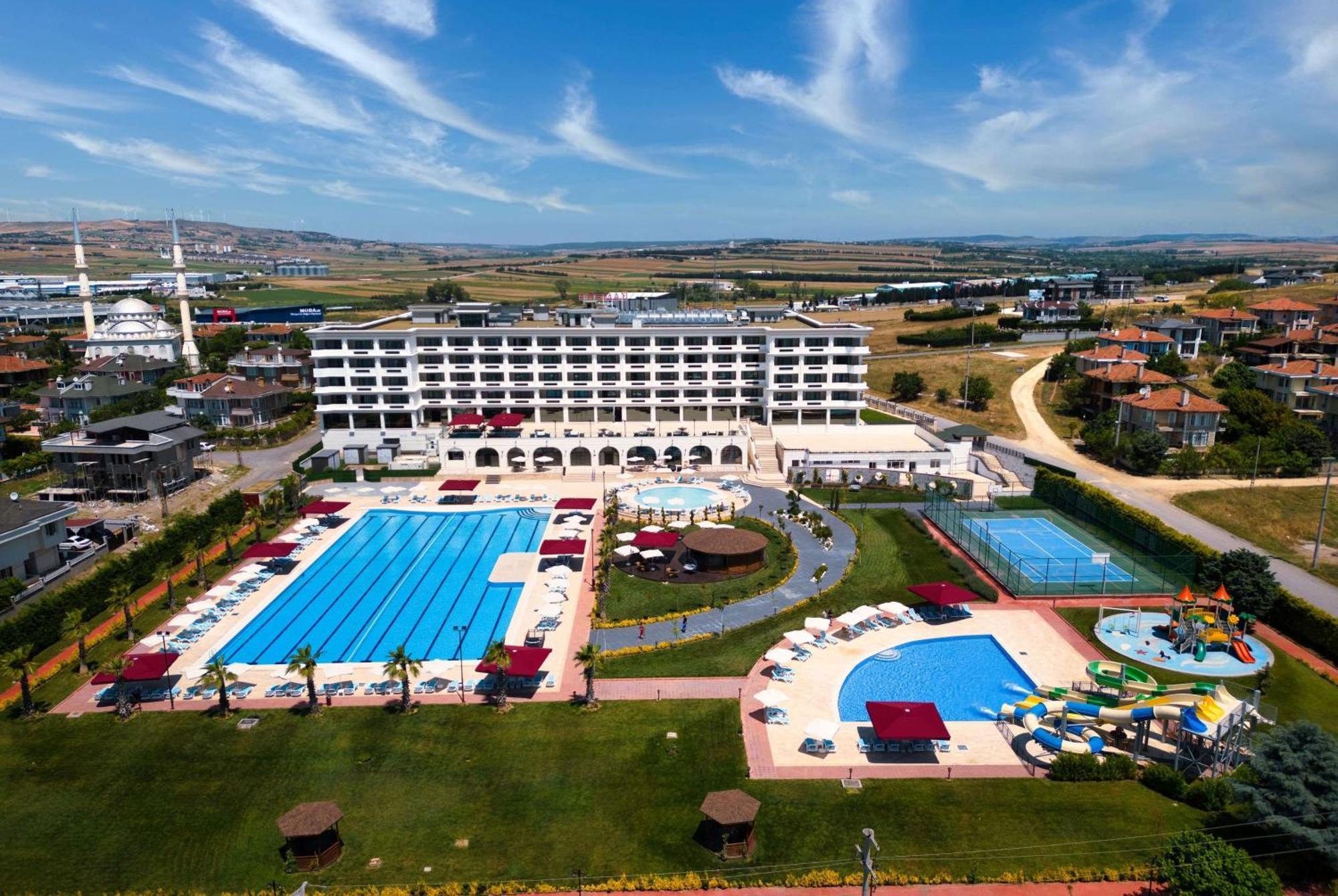 Ramada Plaza By Wyndham Silivri Hotel Eksteriør billede